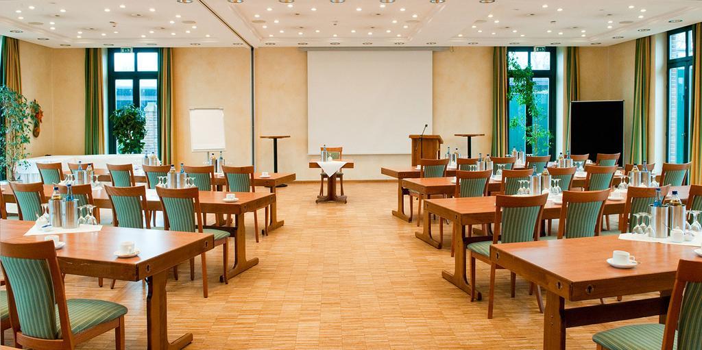 Etzhorner Krug Hotel Олденбург Екстериор снимка