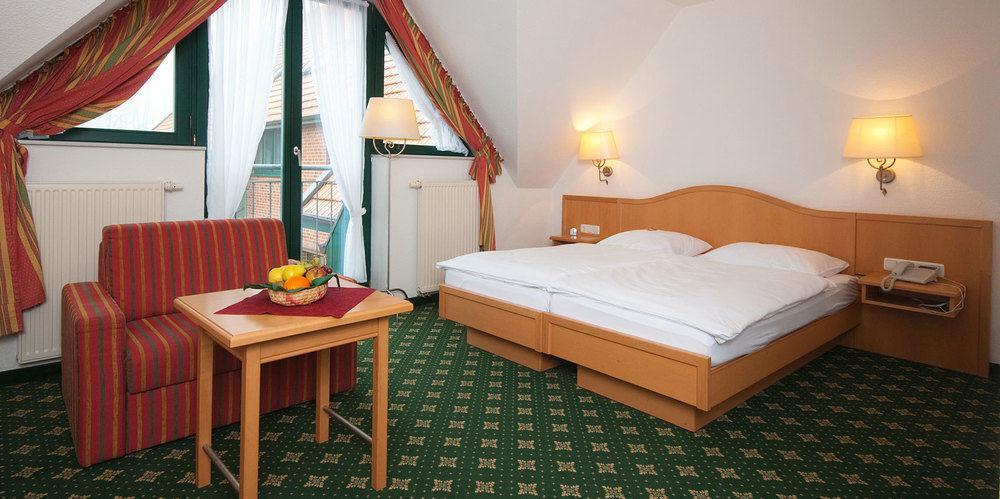 Etzhorner Krug Hotel Олденбург Екстериор снимка