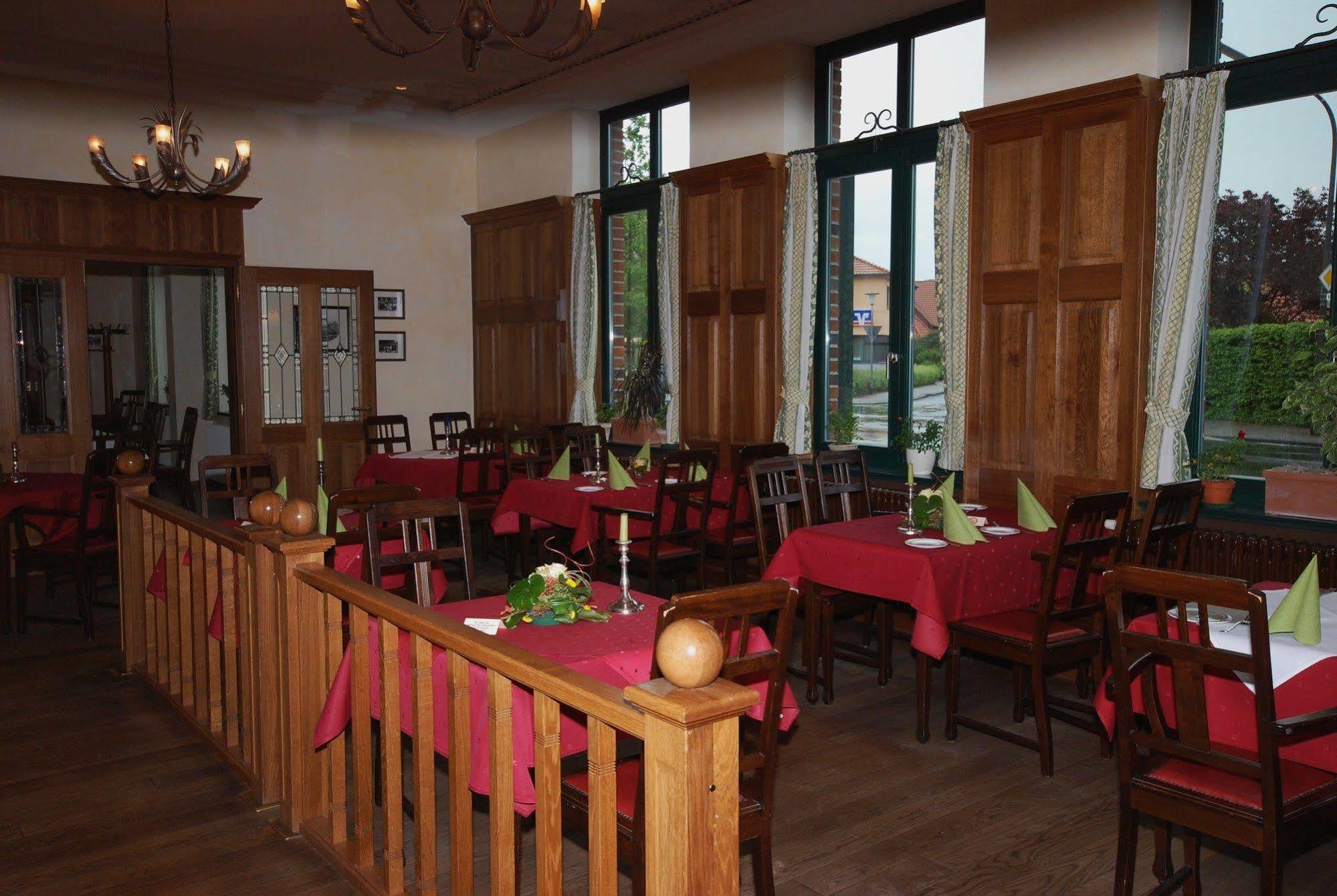 Etzhorner Krug Hotel Олденбург Екстериор снимка